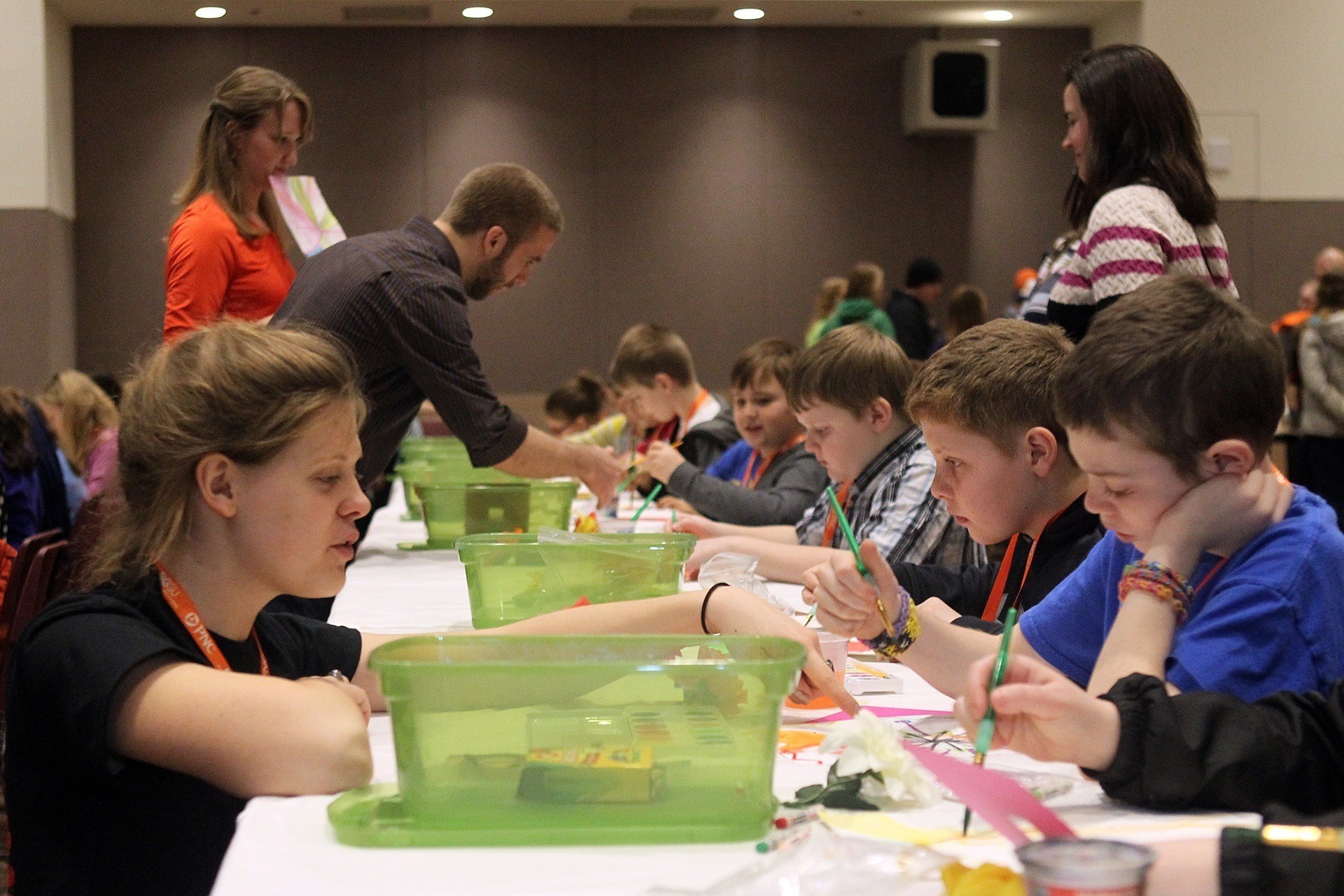 Students working with young people at the BGSU Saturday Art Program gives BFA art education students art teaching experience. Students working with young people at the BGSU Saturday Art Program gives BFA art education students art teaching experience.