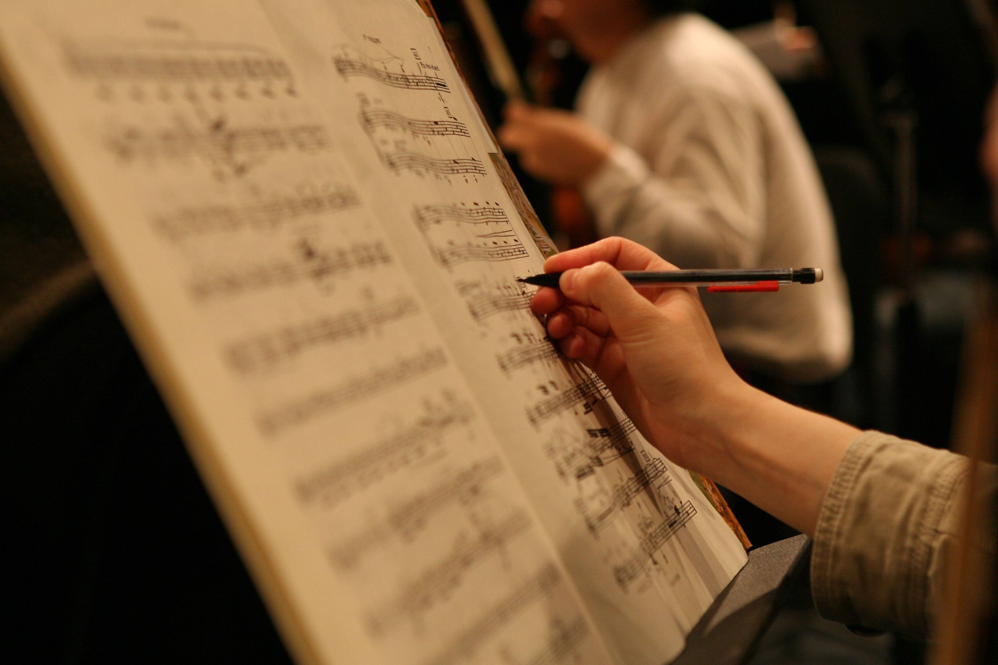 music-composition-hero music-composition-hero